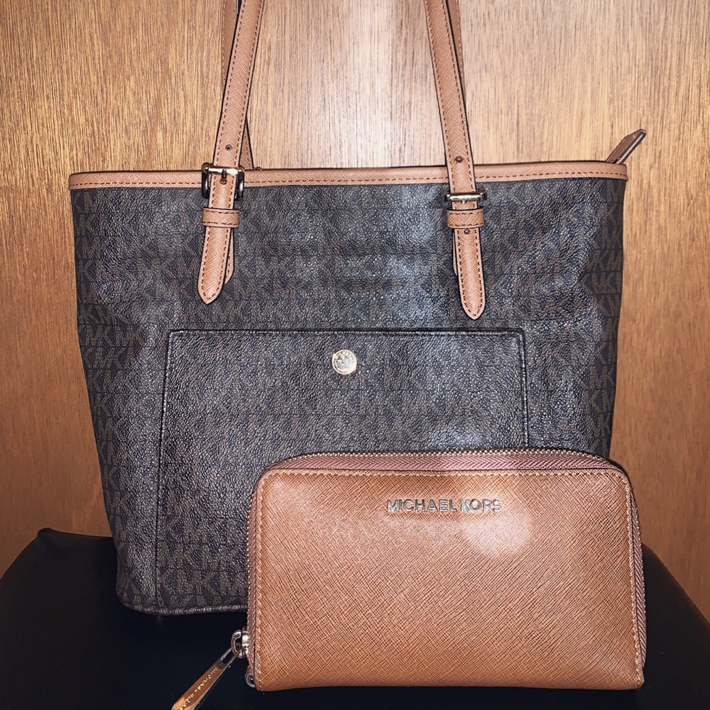 Michael Kors purse and wallet